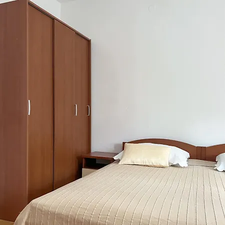 Seaside Apartments And Rooms Baska Voda Exterior photo