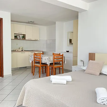 Seaside Apartments And Rooms Baska Voda Exterior photo